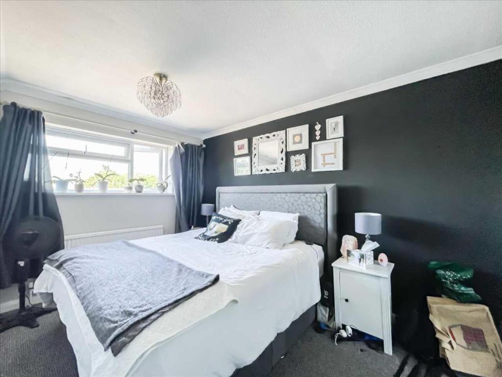 Nice, Bright & Friendly Home Hemel Hempstead Eksteriør bilde