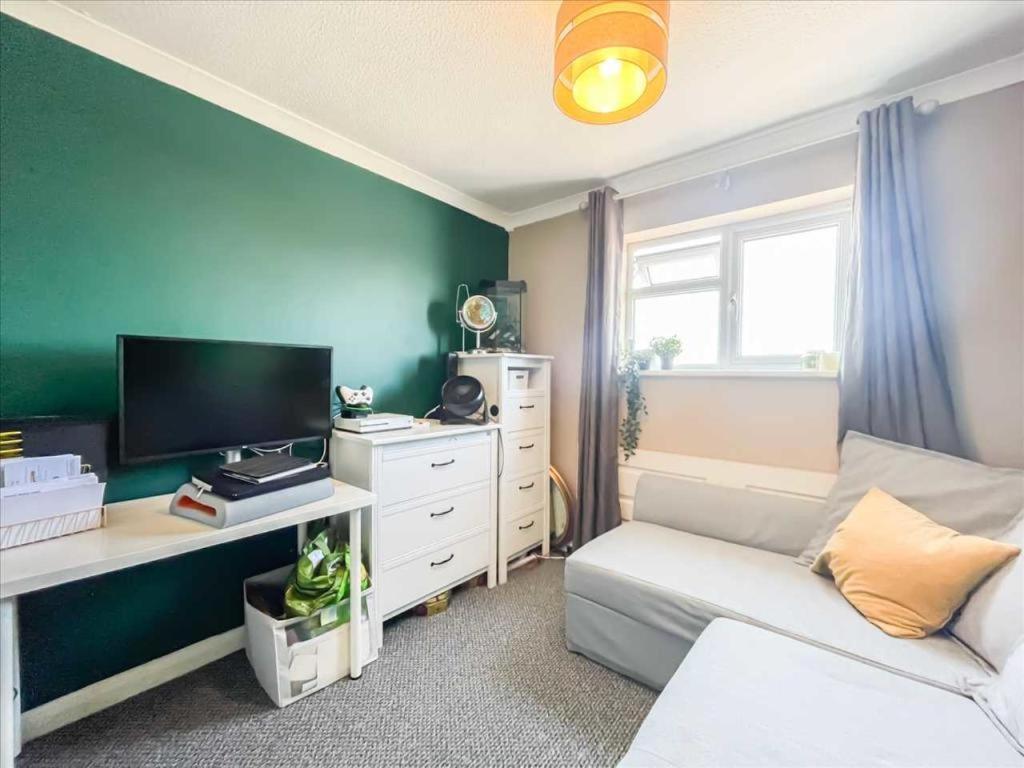 Nice, Bright & Friendly Home Hemel Hempstead Eksteriør bilde